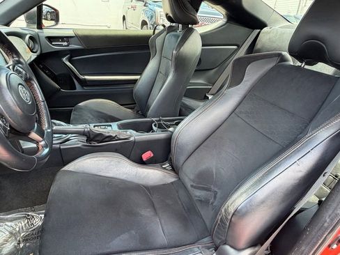 Used 2017 Toyota 86 860 Special Edition RWD image 9