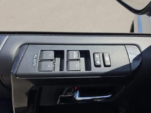 Used 2024 Toyota 4Runner TRD Off-Road Premium w/ Off Road Premium Plus Package AWD/4WD image 13
