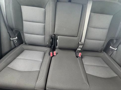 Used 2023 GMC Terrain SLE w/ Driver Convenience Package image 23