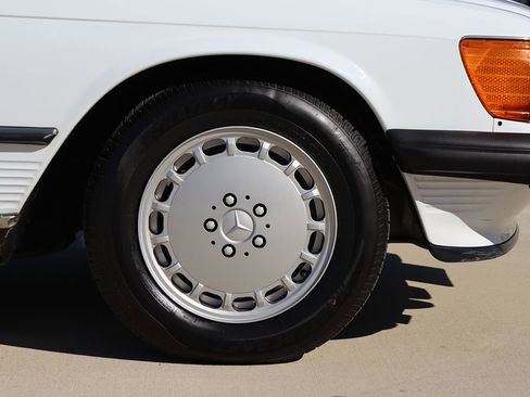 Used 1988 Mercedes-Benz 560 SL image 50