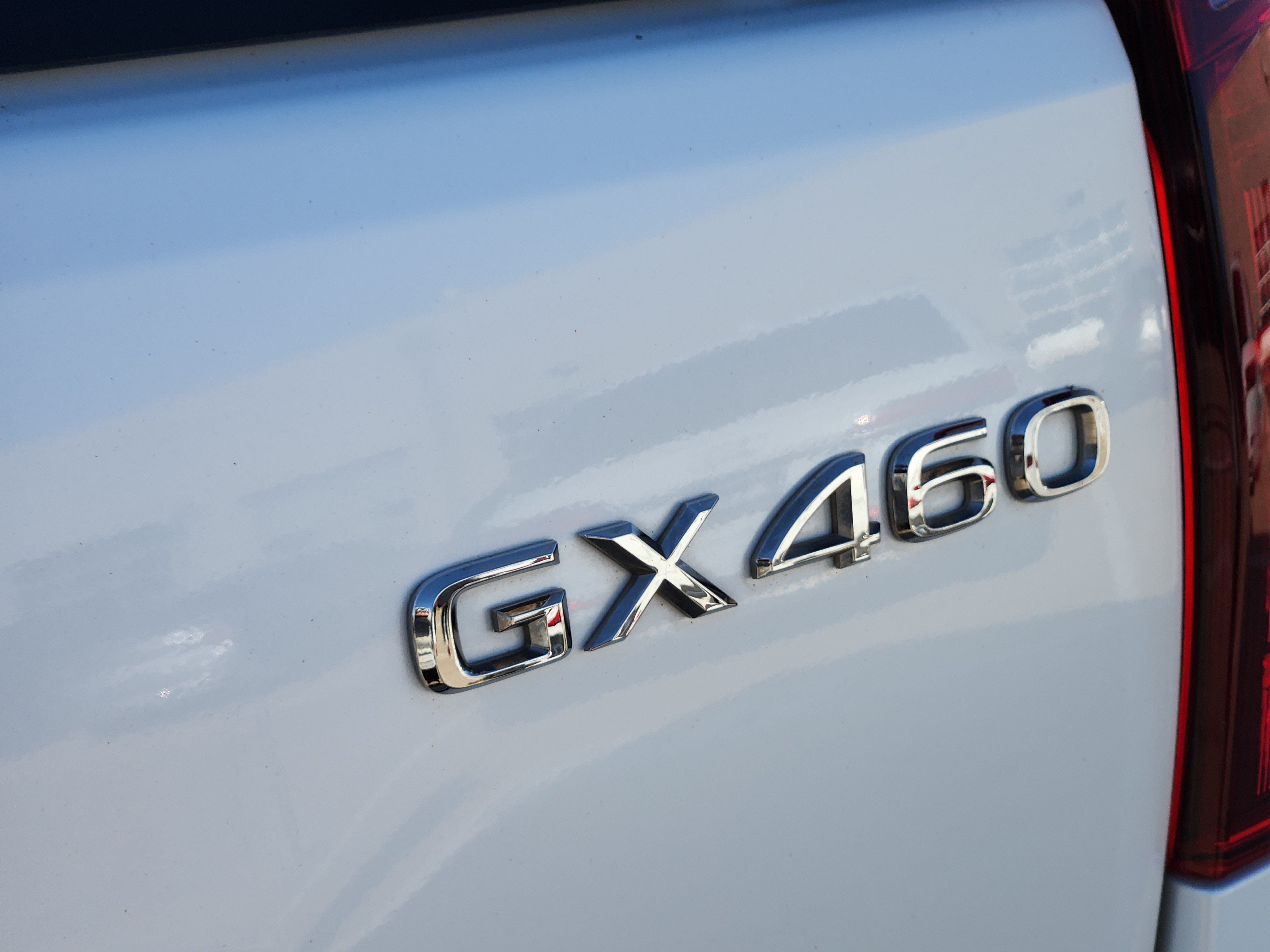 Used 2022 Lexus GX 460 Premium w/ Accessory Package AWD/4WD image 41