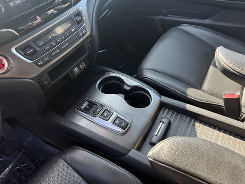 Used 2021 Honda Passport EX-L image 12