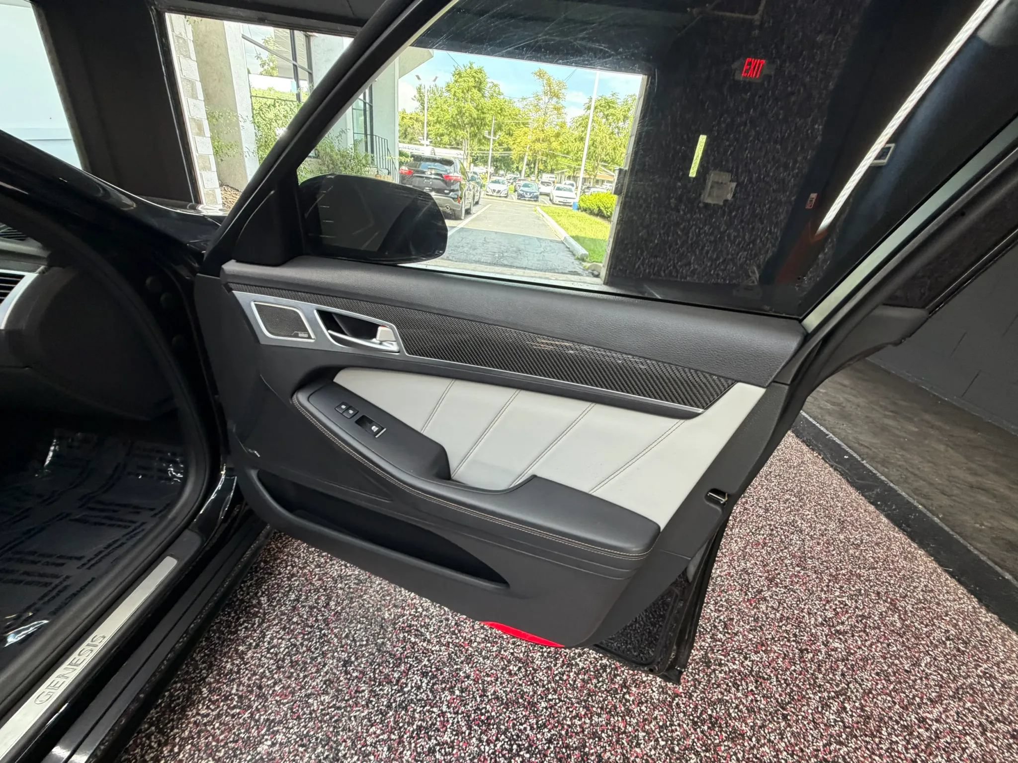Used 2019 Genesis G80 3.3T Sport RWD image 40