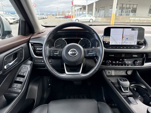 Used 2022 Nissan Rogue SL w/ SL Premium Package image 26