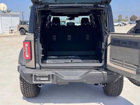 New 2026 Ford Bronco Badlands image 13