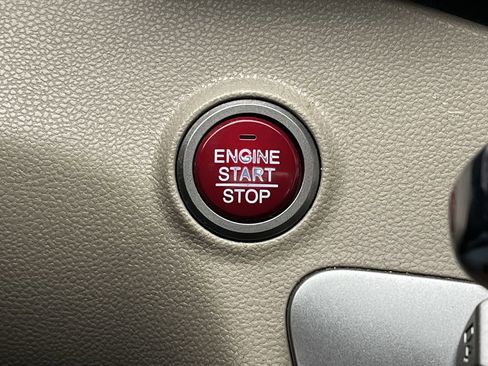 Used 2016 Honda Odyssey EX-L image 19