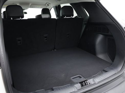 Used 2024 Ford Escape SE FWD image 35