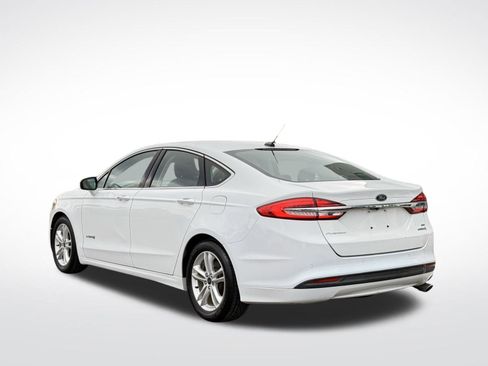 Used 2018 Ford Fusion SE w/ Equipment Group 602A image 11