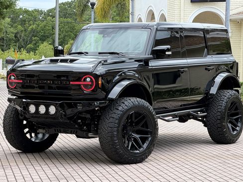 Used 2025 Ford Bronco Outer Banks image 16