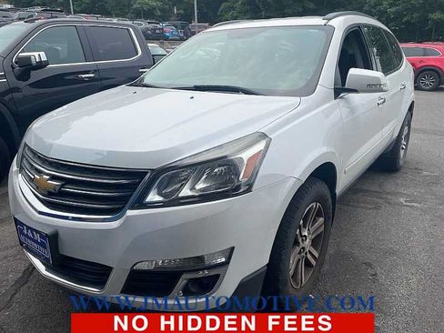 Used 2017 Chevrolet Traverse LT AWD/4WD image 1