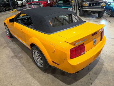 Used 2007 Ford Mustang Shelby GT500 RWD image 30