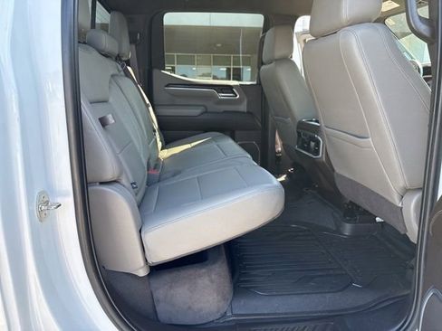 Used 2022 GMC Sierra 1500 SLT w/ SLT Premium Plus Package AWD/4WD image 33