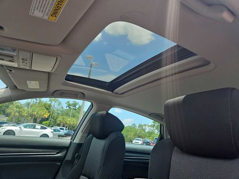 Used 2020 Honda Accord EX image 16