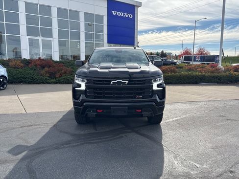 Used 2023 Chevrolet Silverado 1500 LT Trail Boss w/ LPO, Dark Essentials Package image 2