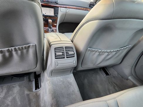 Used 2005 Mercedes-Benz E 320 Sedan image 31