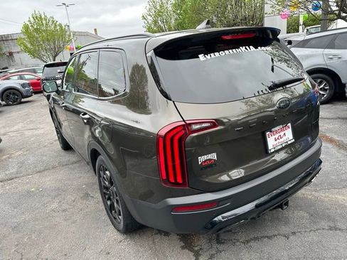 Used 2021 Kia Telluride EX w/ EX Premium Package AWD/4WD image 6