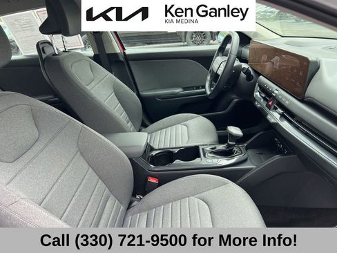 Certified 2025 Kia K4 EX FWD image 57