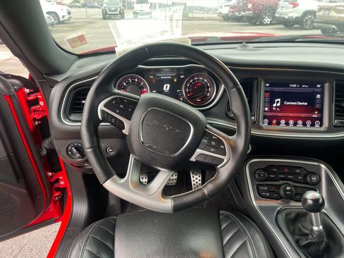 Used 2017 Dodge Challenger SRT w/ Technology Group image 16
