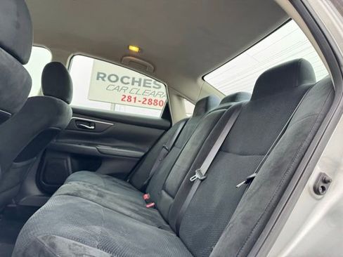 Used 2015 Nissan Altima 2.5 S w/ Power Driver Seat Package image 10