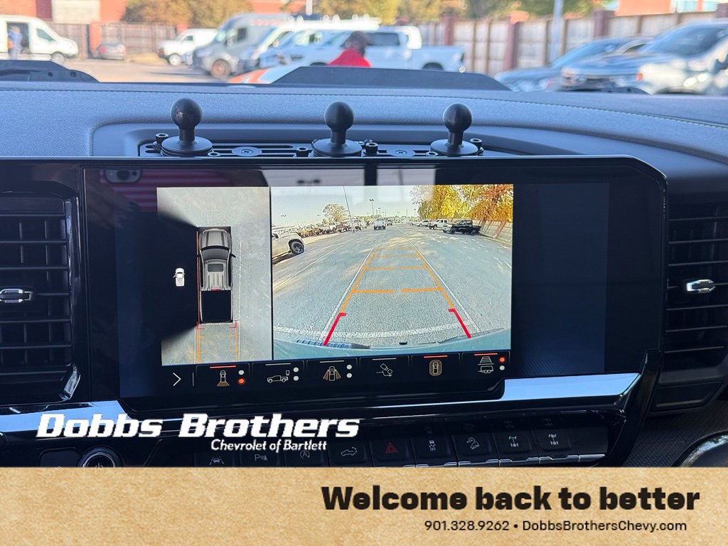 Used 2025 Chevrolet Silverado 1500 ZR2 w/ Technology Package AWD/4WD image 31