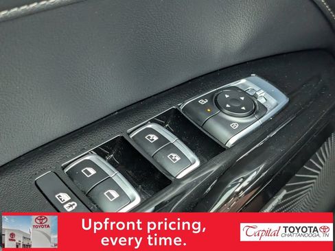 Used 2025 Kia K5 GT-Line w/ GT-Line Premium Package FWD image 13