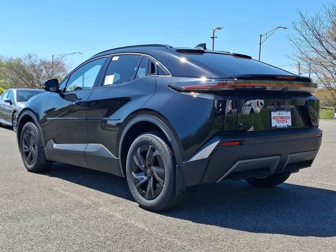 New 2026 Toyota C-HR AWD/4WD image 5