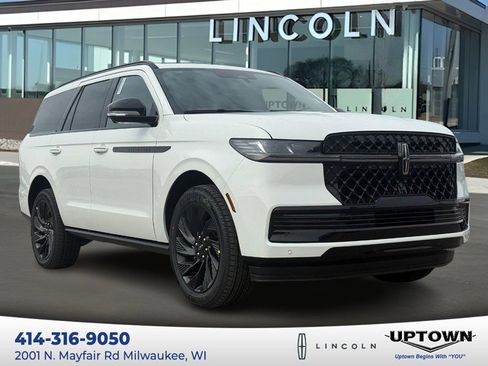 New 2026 Lincoln Navigator Reserve w/ Jet Appearance Package image 1