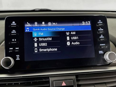 Used 2018 Honda Accord EX image 35