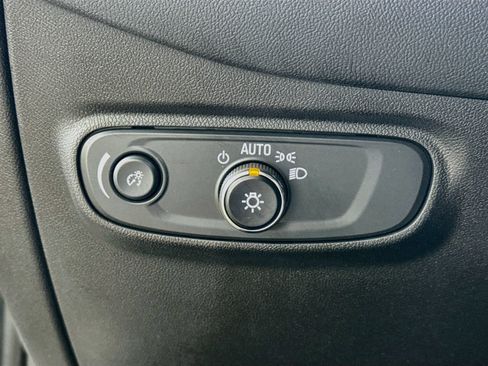 Used 2024 Chevrolet Equinox LT AWD/4WD image 13
