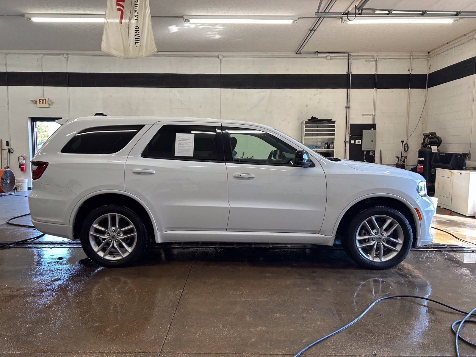 Used 2023 Dodge Durango GT AWD/4WD image 8