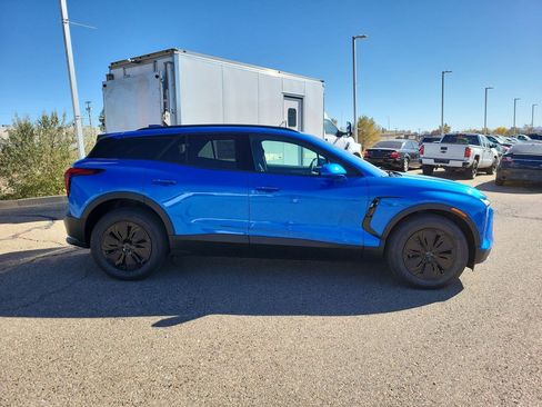 New 2026 Chevrolet Blazer EV LT image 9
