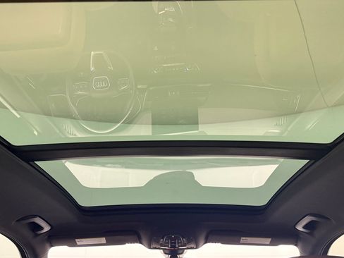 Used 2023 Audi Q5 2.0T Prestige AWD/4WD image 25