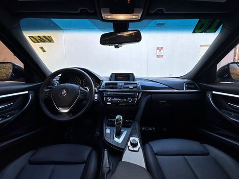 Used 2018 BMW 330i Sedan RWD image 22