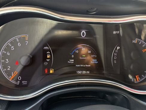 Used 2014 Jeep Grand Cherokee Limited AWD/4WD image 10