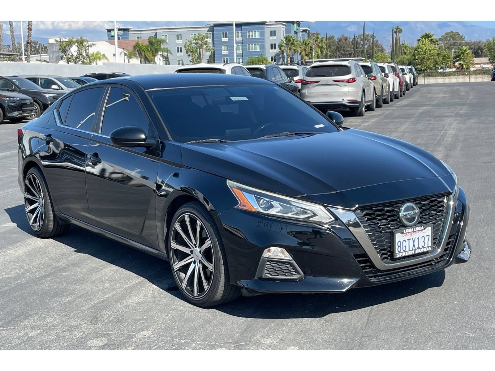 Used 2019 Nissan Altima 2.5 SR FWD image 8
