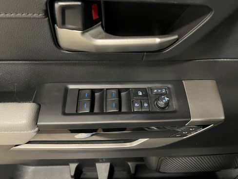 Used 2024 Toyota Tundra Limited image 26
