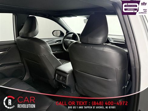 Used 2025 Toyota Camry XSE FWD image 10