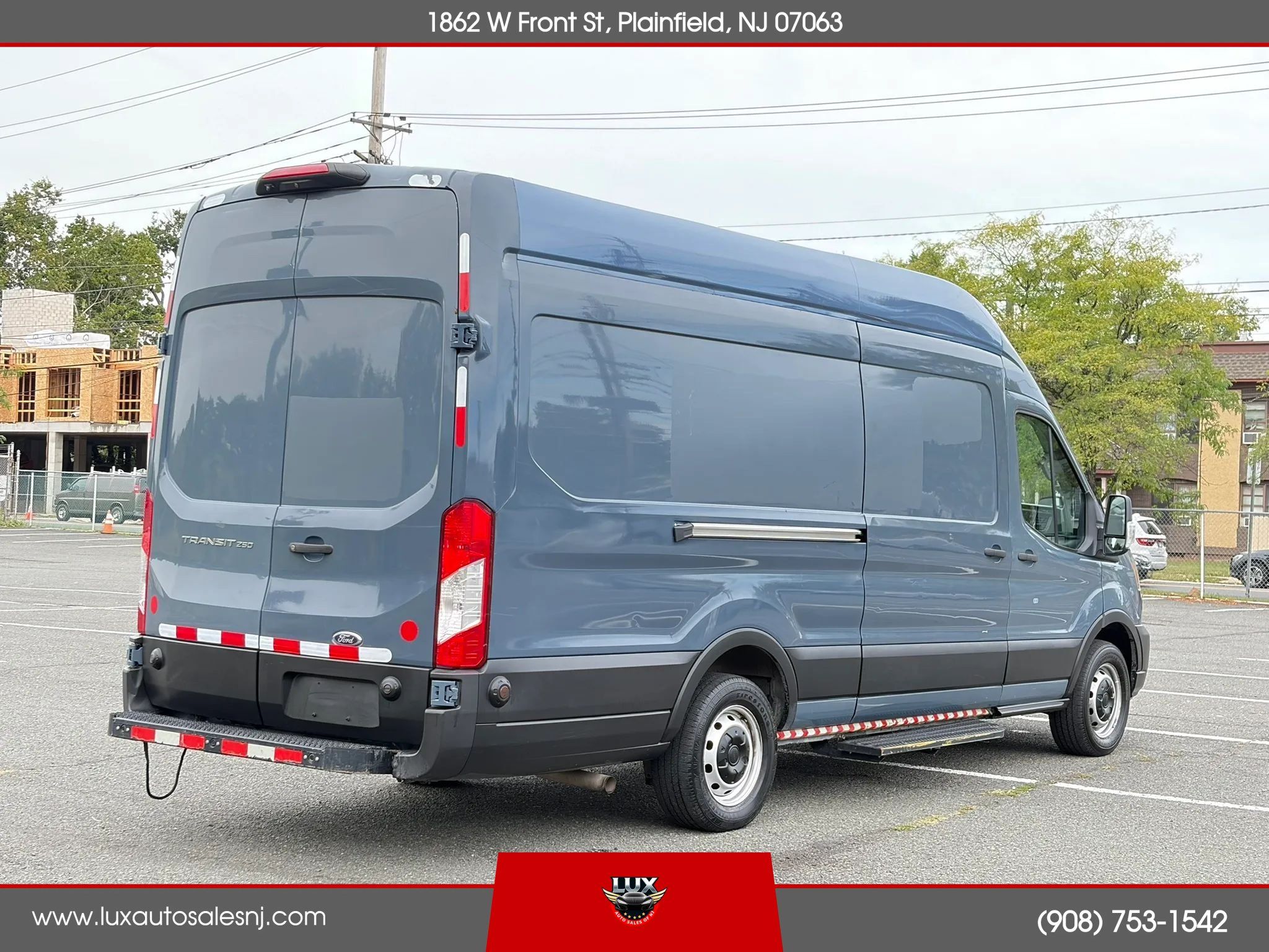 Used 2020 Ford Transit 250 148 High Roof Extended RWD image 5