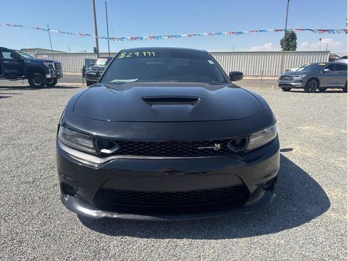Used 2020 Dodge Charger Scat Pack w/ Plus Group RWD image 2