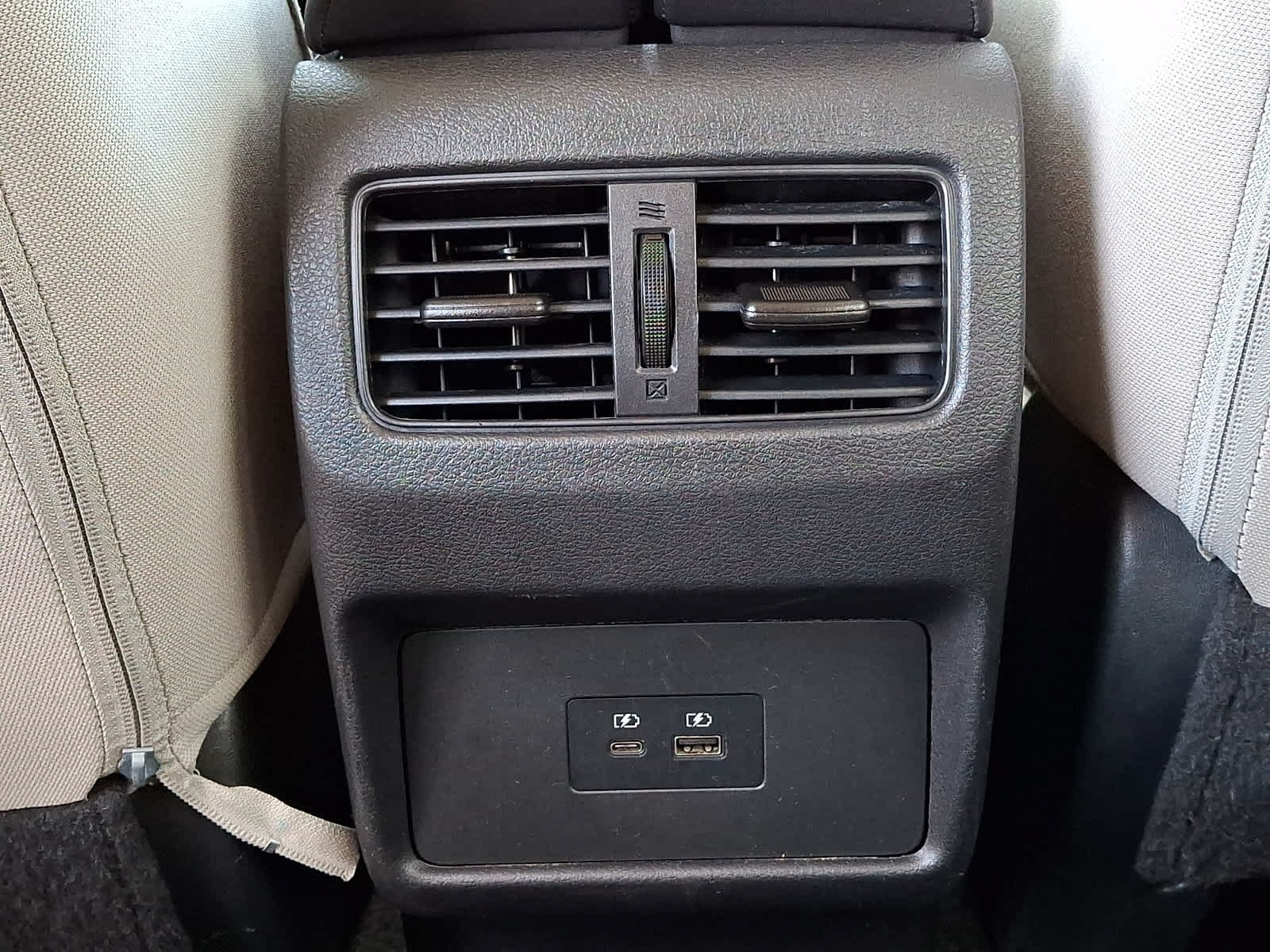 Used 2023 Nissan Rogue SV AWD/4WD image 12