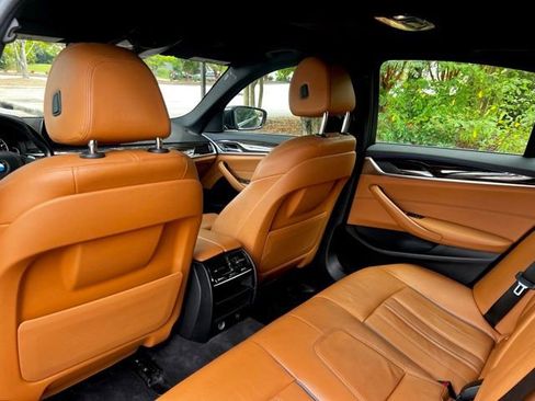 Used 2019 BMW 530i xDrive w/ Convenience Package image 19