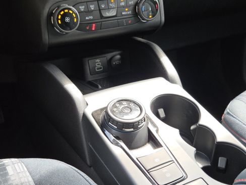 Used 2024 Ford Bronco Sport Heritage w/ Heritage Convenience Package AWD/4WD image 32