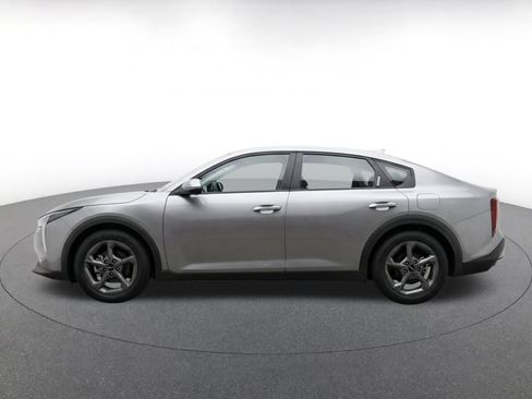 Used 2026 Kia K4 FWD image 4