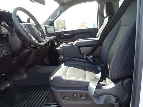 New 2025 Chevrolet Silverado 3500 LT w/ Convenience Package image 8