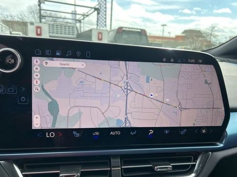 New 2026 Chevrolet Equinox EV LT image 21