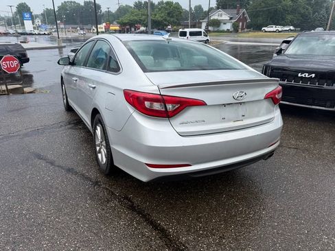 Used 2016 Hyundai Sonata SE FWD image 6