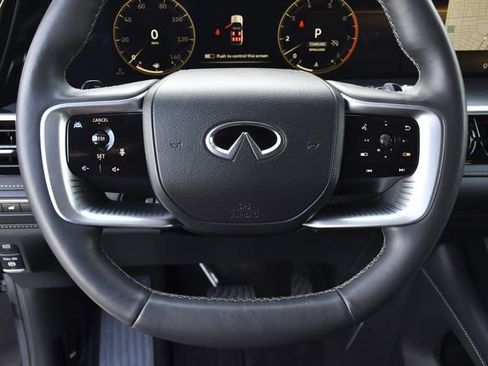 Used 2025 INFINITI QX80 Pure RWD image 7