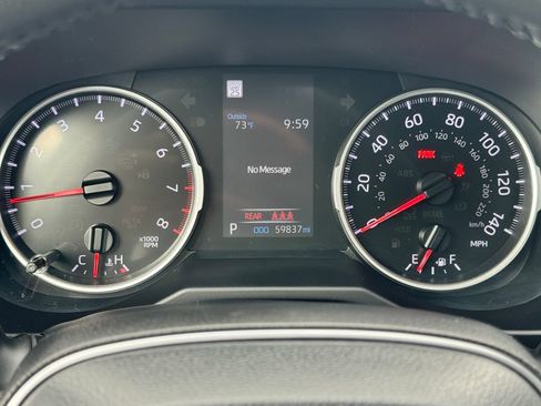 Used 2022 Toyota RAV4 XLE Premium AWD/4WD image 22