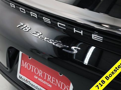 Used 2024 Porsche 718 Boxster S image 3