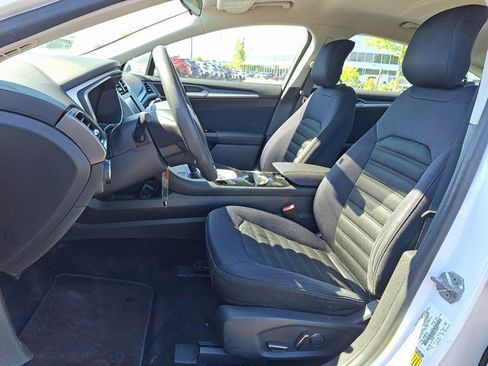 Used 2014 Ford Fusion SE FWD image 15